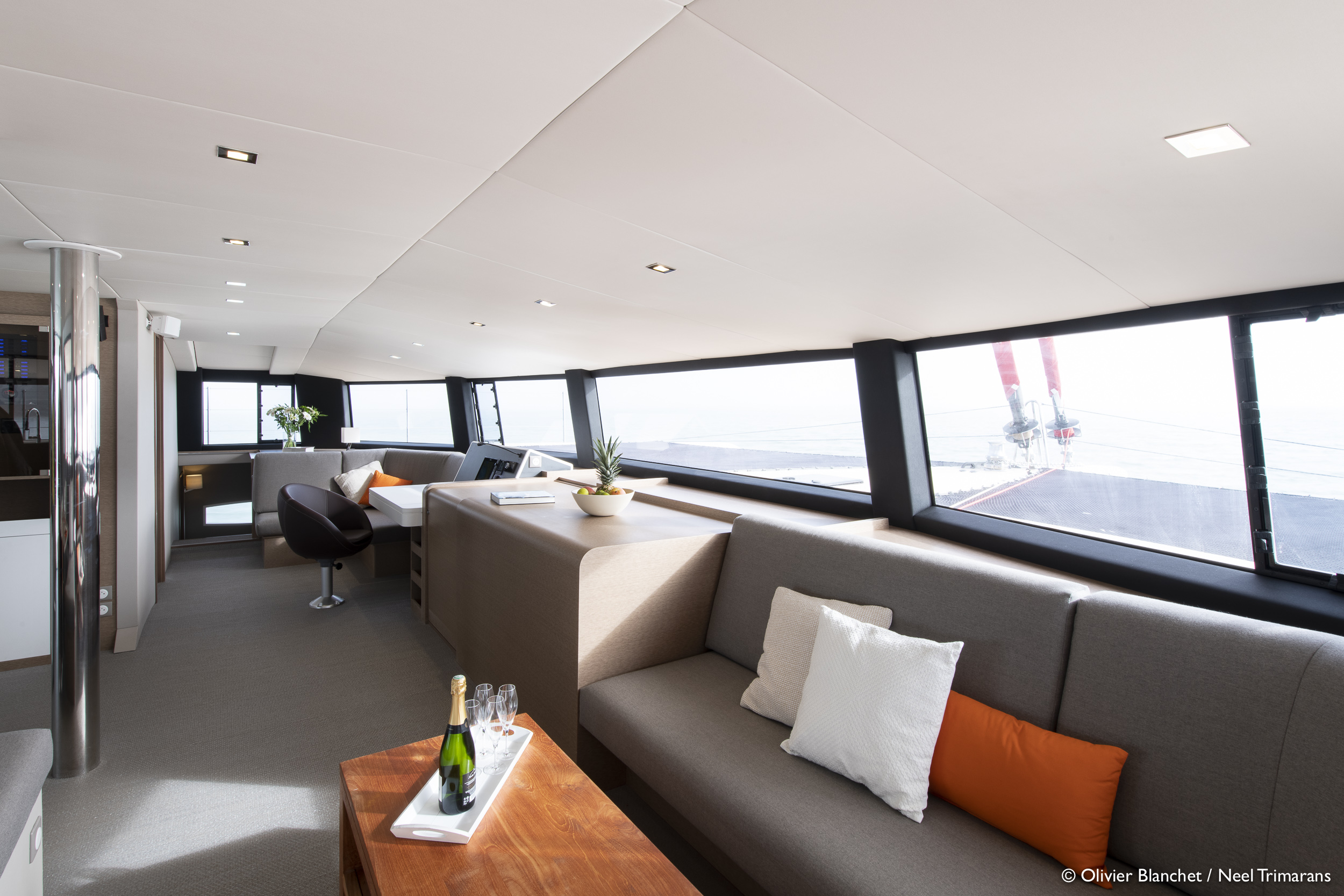 NEEL 65 EVOLUTION INTERIOR