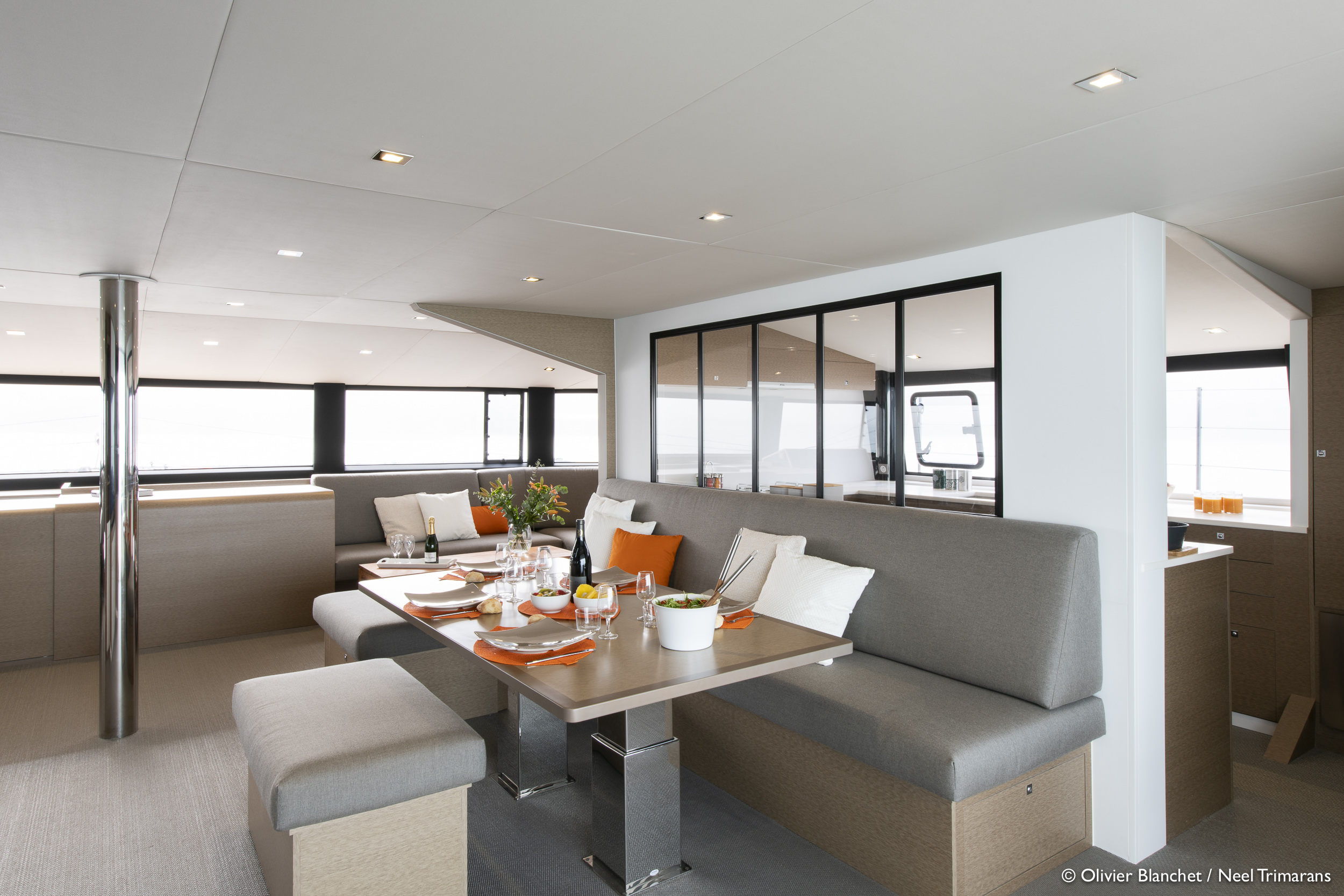NEEL 65 EVOLUTION INTERIOR