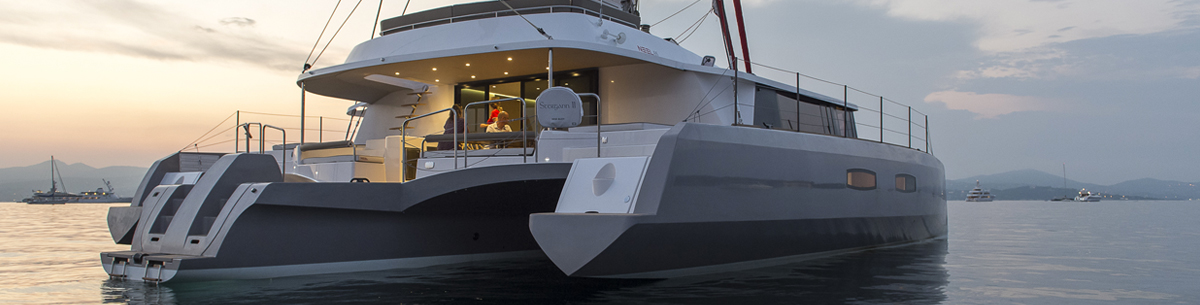 MISE A L’EAU DU PREMIER NEEL 65 : LE PLUS GRAND TRIMARAN DE CROISERE DE SERIE JAMAIS CONSTRUIT